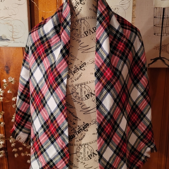 Scarf - Picture 6 of 8